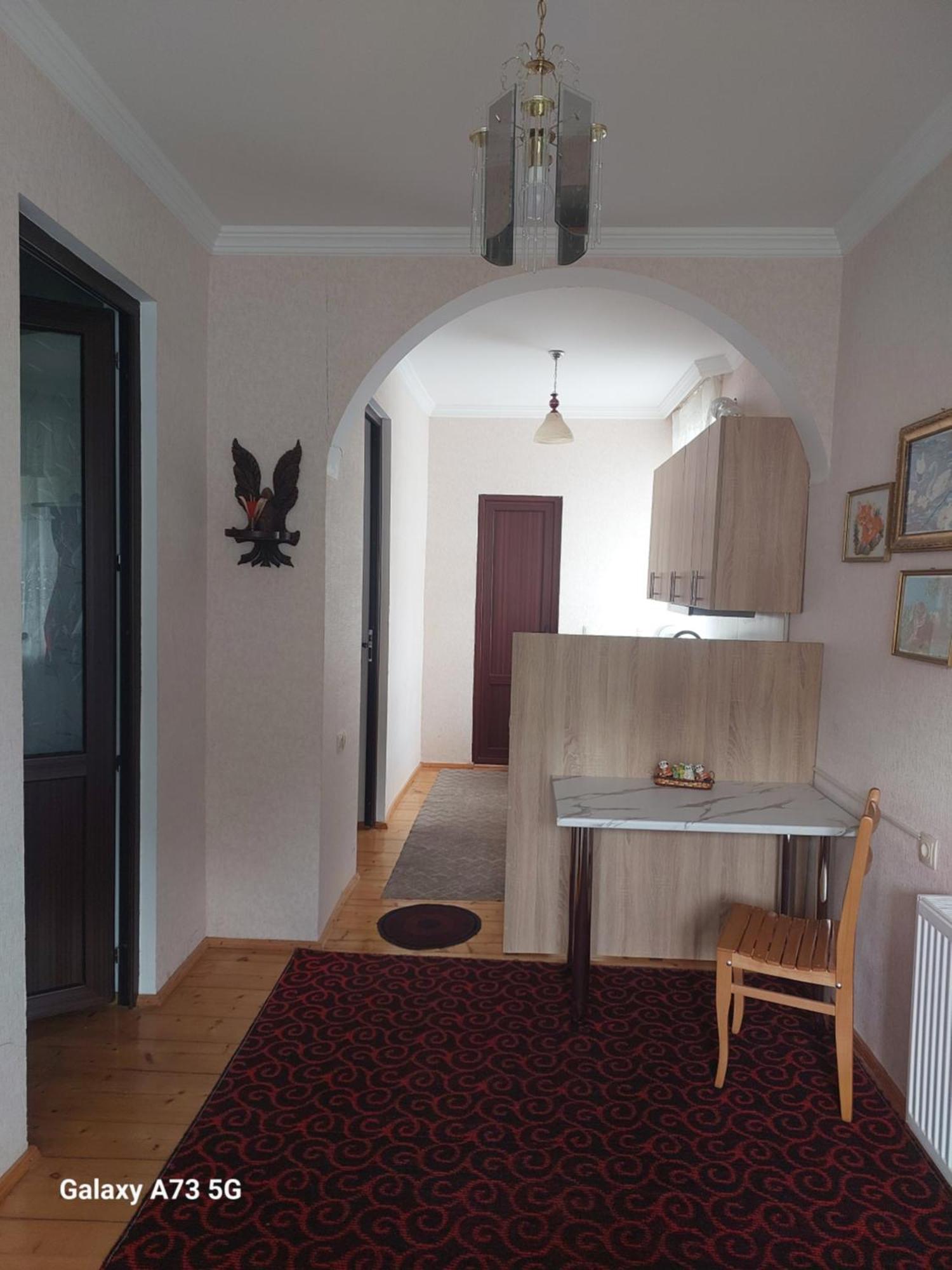 Lela Rezo Guesthouse Kazbegi Exterior foto